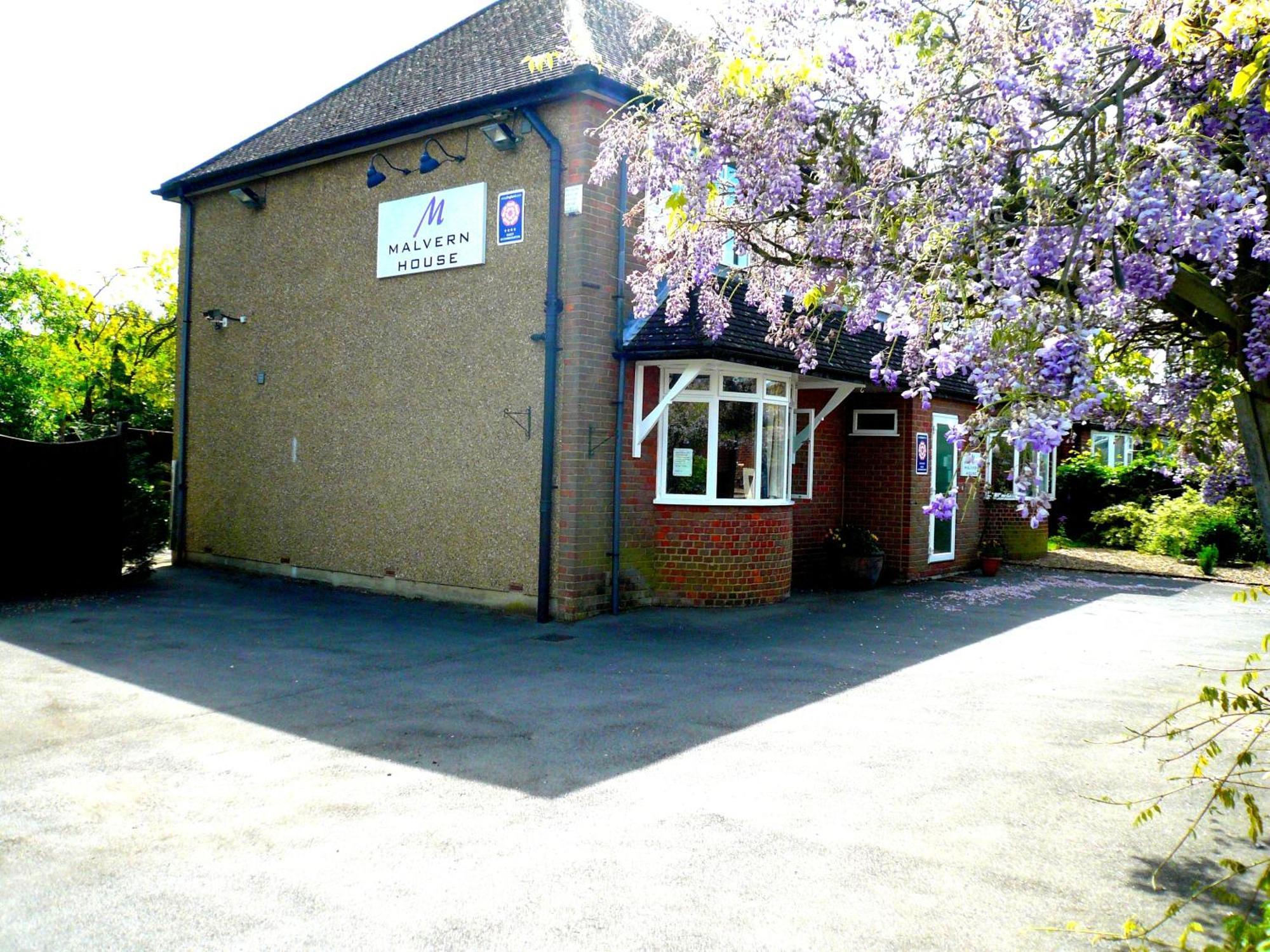 Malvern House هاي ويكومبْ المظهر الخارجي الصورة